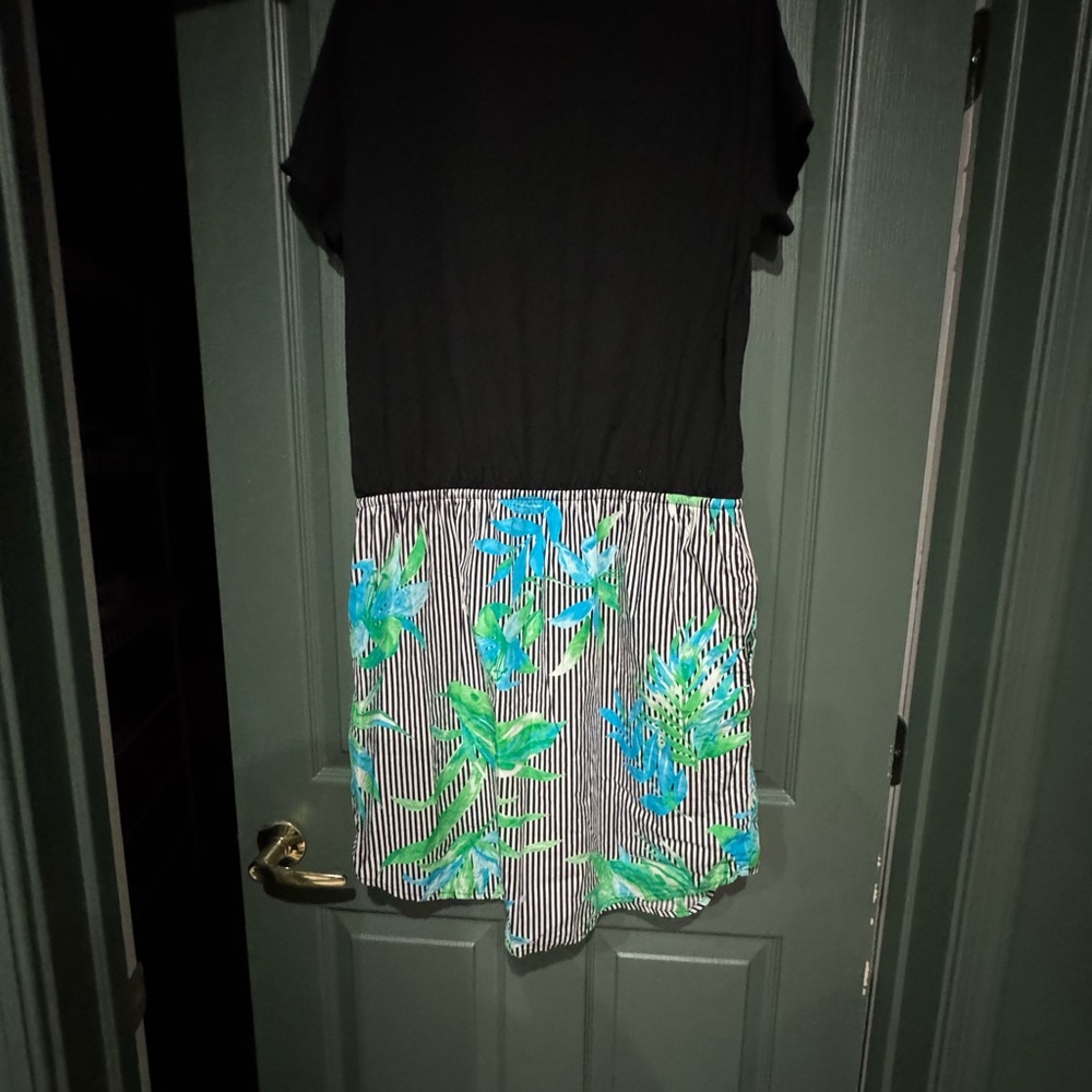Lauren Ralph Lauren Black Top with Green Floral Midi Dress - Picture 6 of 6